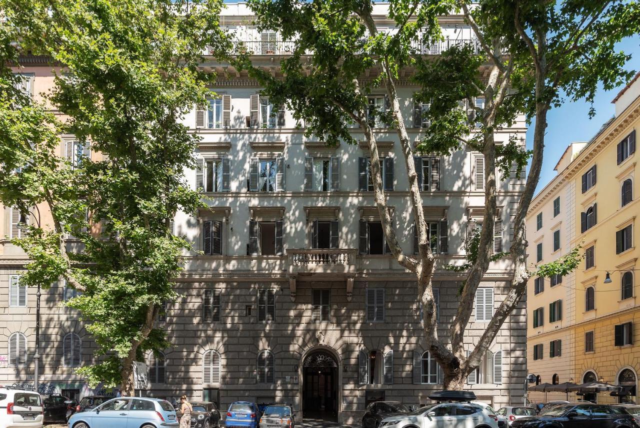 Апартаменти Castro Pretorio Рим Екстер'єр фото
